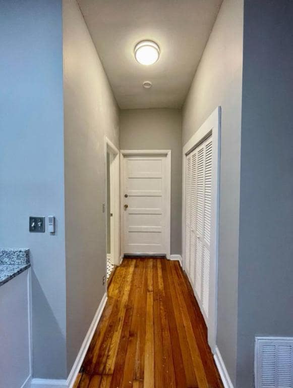 Building Photo - 1318 S Brook St