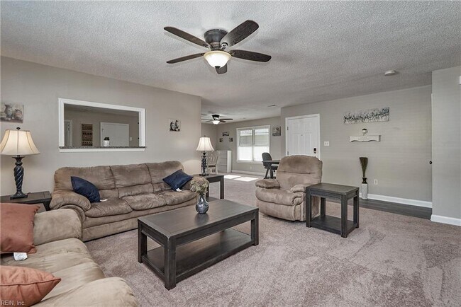 Building Photo - 440 N Oceana Blvd