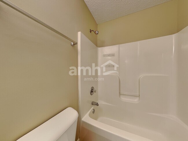 Building Photo - 8685 Woolstone Ct