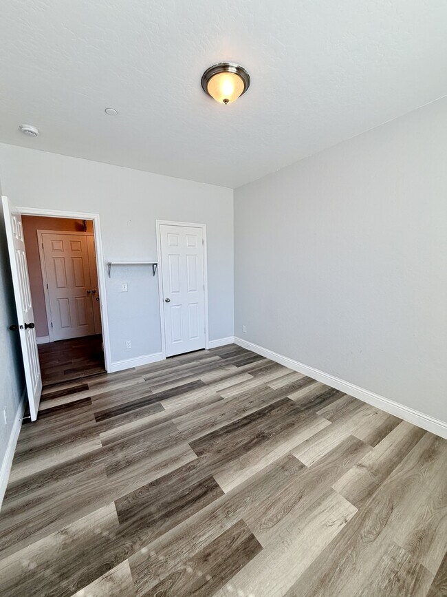 Building Photo - 1736 Berry St