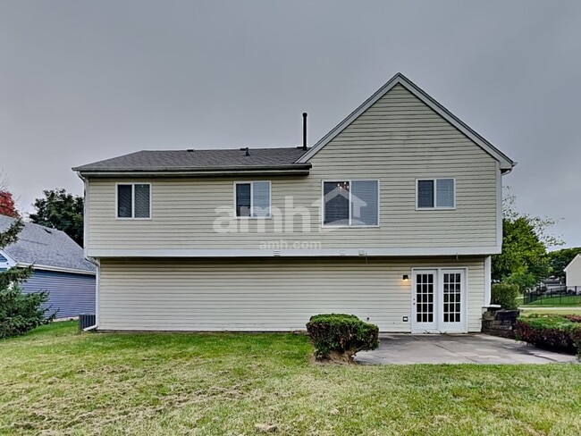 Building Photo - 495 W Camden Ln