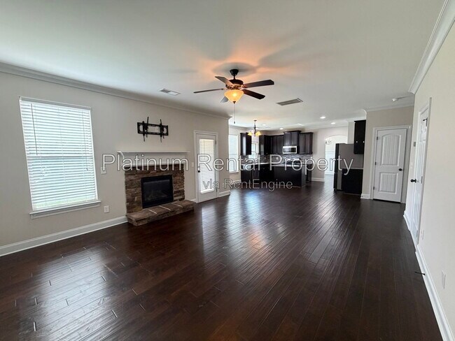 Building Photo - 5075 Rialto Way