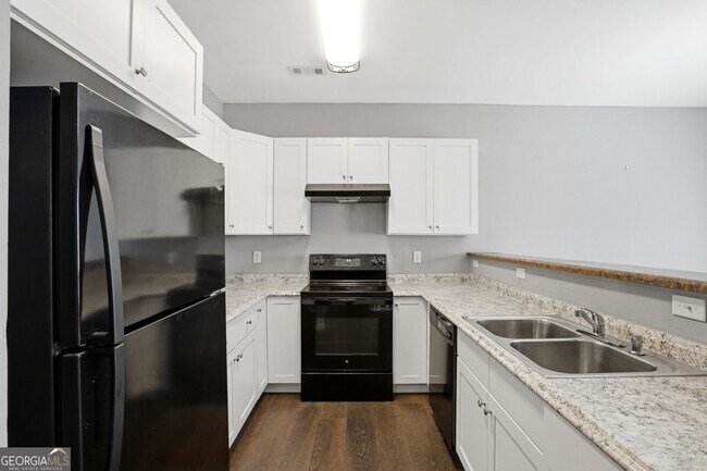 Building Photo - 5497 Festival Ave