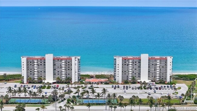 Building Photo - 9490 S Ocean Dr