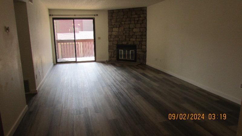 Building Photo - 420 Wright St