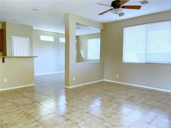 Building Photo - 9070 Vintage Wine Ave