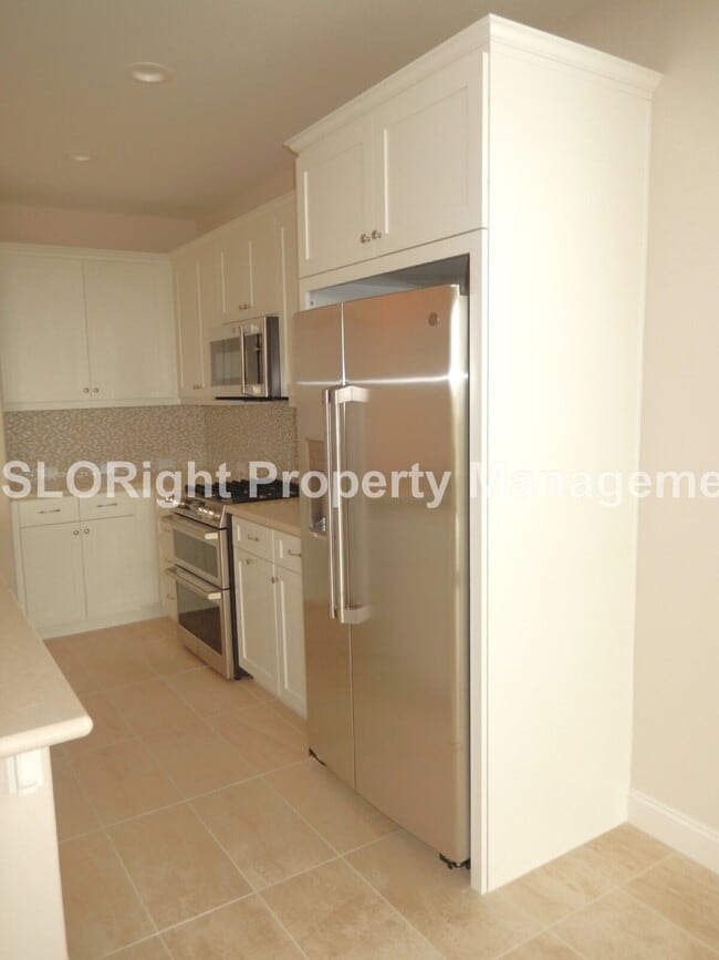 Building Photo - AVAILABLE NOVEMBER - Gorgeous Home in Trilogy Monarch Dunes - 2 Bedroom / 2.5 Bathroom