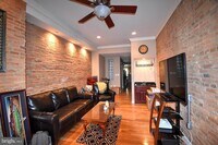 Building Photo - 1529 S Charles St