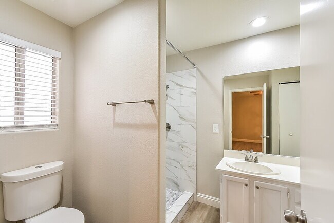 Building Photo - 5359 Hanging Tree Ln