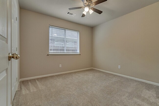 Building Photo - 183 Fairwind Trail Dr