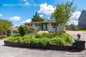 Building Photo - 1195A Bayview Vista