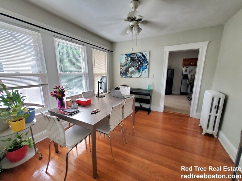 Building Photo - 254 Roslindale Ave