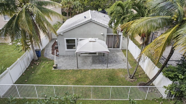 Building Photo - 1475 Running Oak Ln