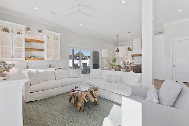 Building Photo - 107 Benicia Pl