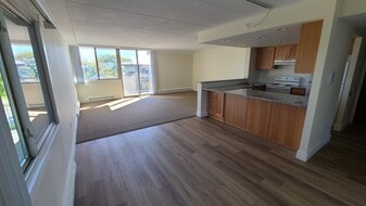 Building Photo - Wynswept