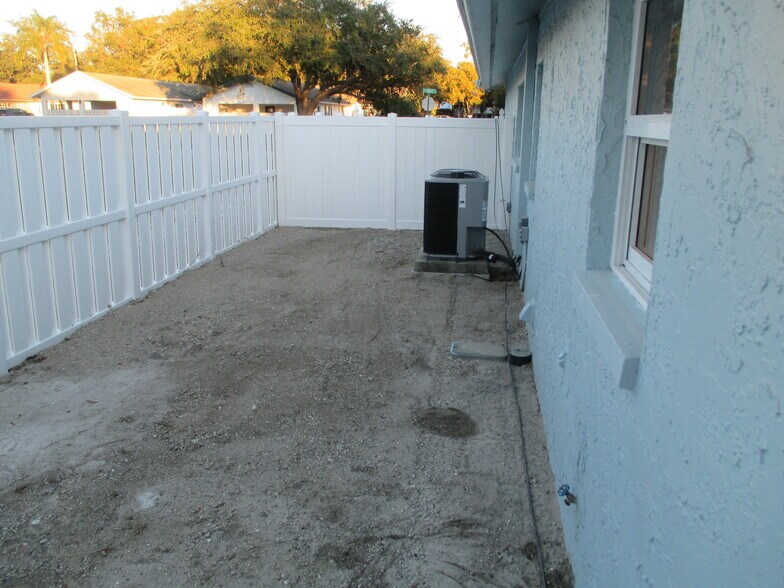 Building Photo - 7141 Green St