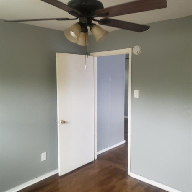 Building Photo - 1407 Carroll Oliver Way