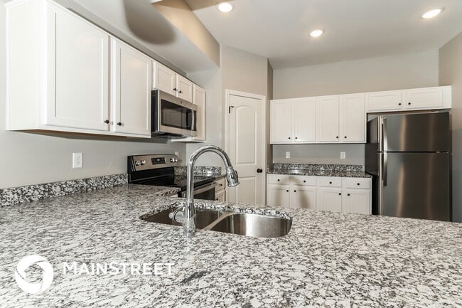 Building Photo - 2107 Paddle Wheel Dr