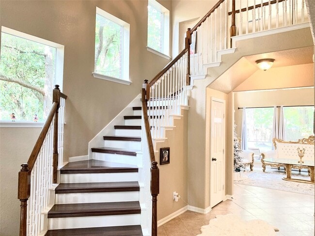 Building Photo - 75 N Misty Canyon Pl