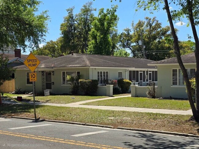 Building Photo - 715 S Missouri Ave