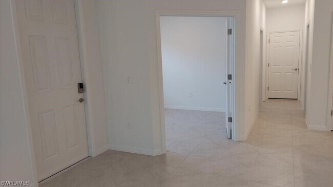 Building Photo - 4225 Bloomfield St