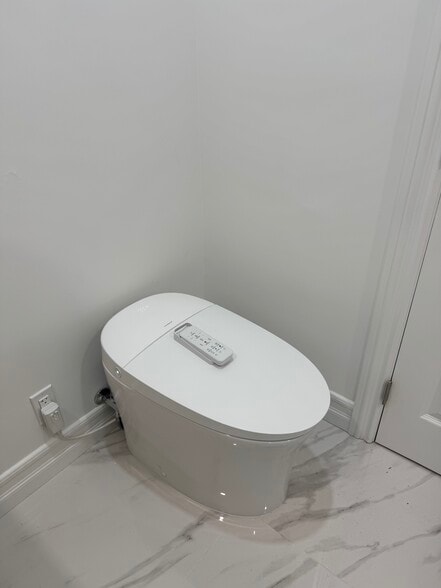 Building Photo - 4825 Angeles Crest Hwy