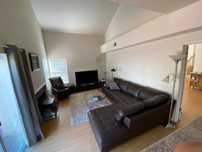 Primary Photo - 11588 Raintree Spring Ct