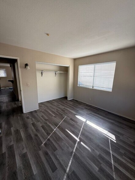 Building Photo - 605 E Phillips Blvd