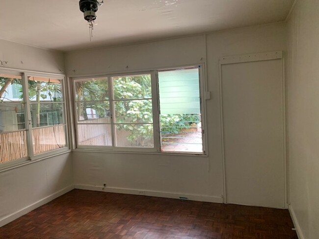 Building Photo - Waikiki Area - 3 bedrooms, 1 bath house - ...