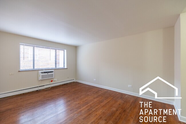 Building Photo - 6011 N Winthrop Ave