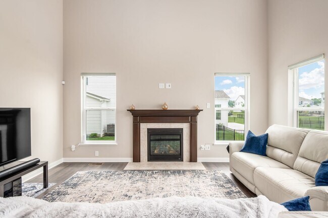 Building Photo - 3387 Logsdon Lp