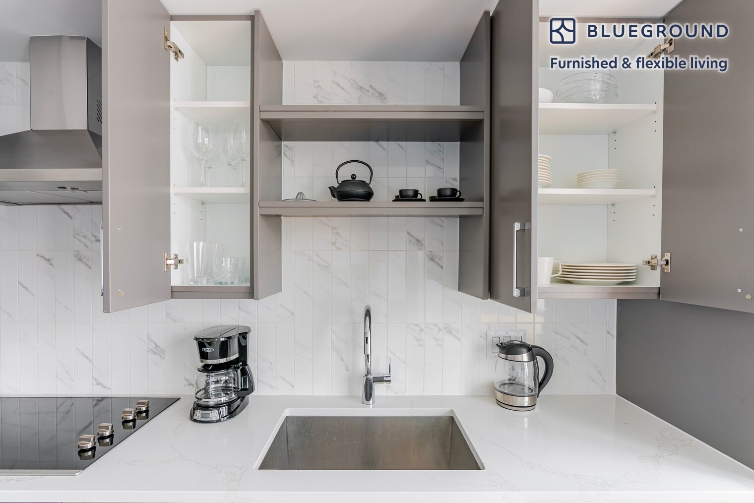 Building Photo - 3275 Washington Blvd