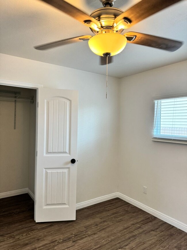 Building Photo - Coleen Ct | Newly Remodeled 2 Bedroom 1 Ba...