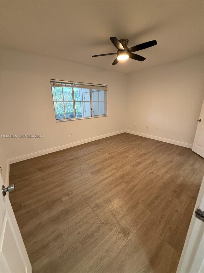 Building Photo - 2500 Centergate Dr