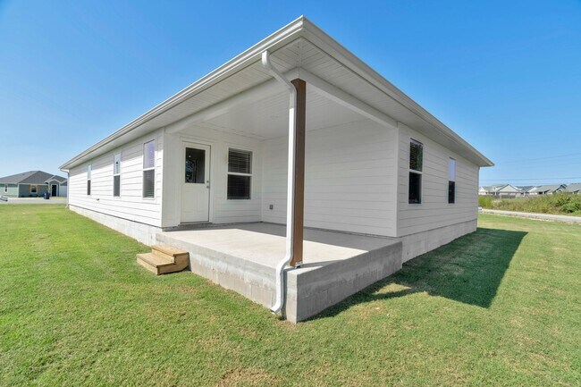 Building Photo - Brand-New 4 Bedroom +office in Prairie Gro...