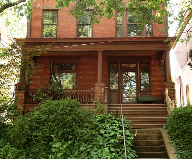 Primary Photo - 403 West St