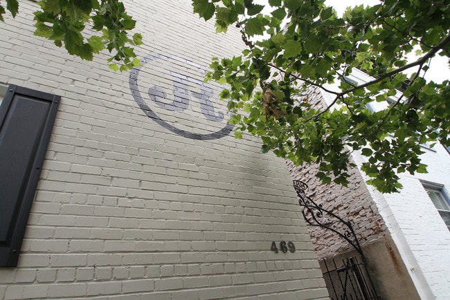 Building Photo - 469 Ridge St NW