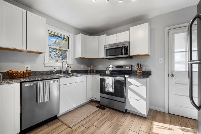 Building Photo - 1934 Fine Ave