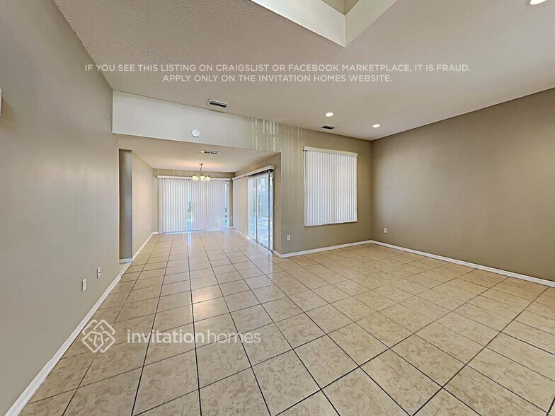 Building Photo - 17604 Esprit Dr
