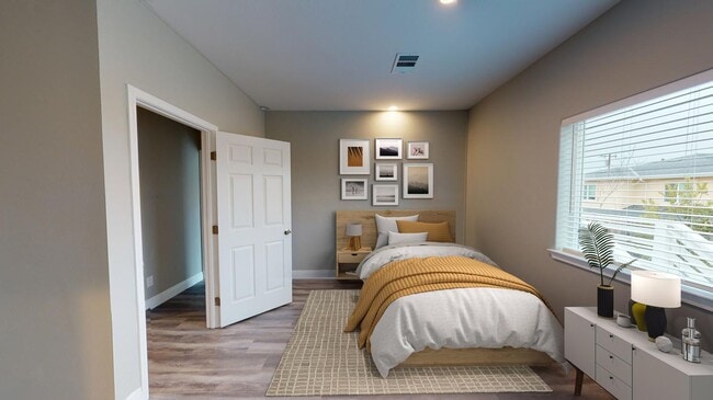 Building Photo - 25105 Del Mar Ave