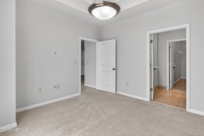 Building Photo - 400 E Bay St