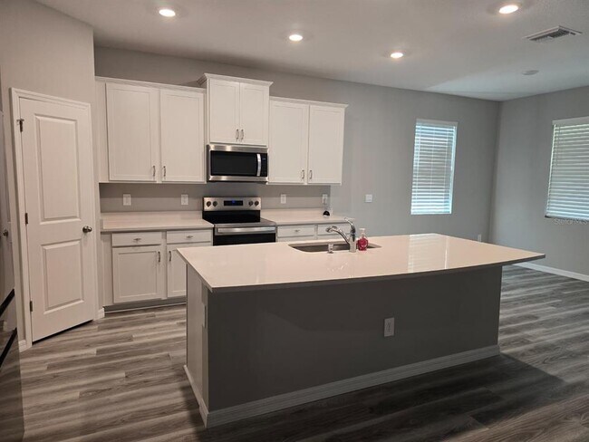 Building Photo - 6779 Flint Crk Dr