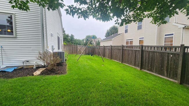 Building Photo - 1523 Schumacher Dr