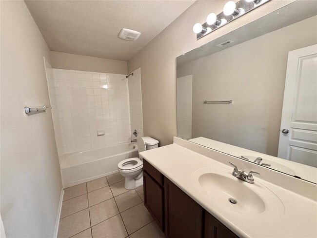 Building Photo - 13512 Kearns Dr