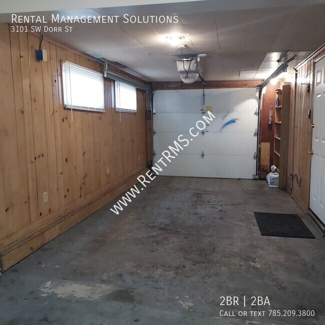 Building Photo - 3101 SW Dorr St