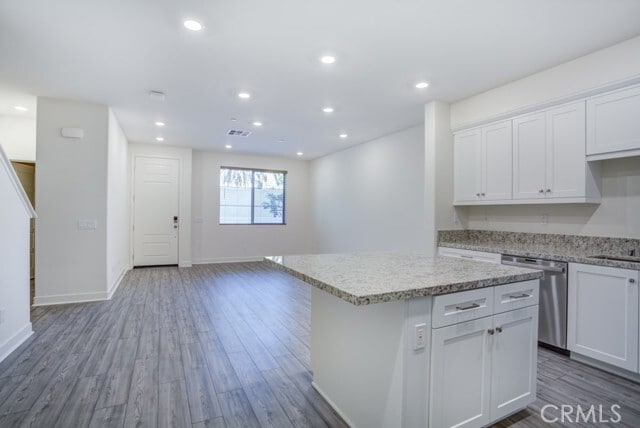 Building Photo - 17 Bedford Ct