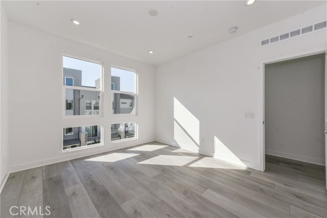 Building Photo - 1418 S Urbana St