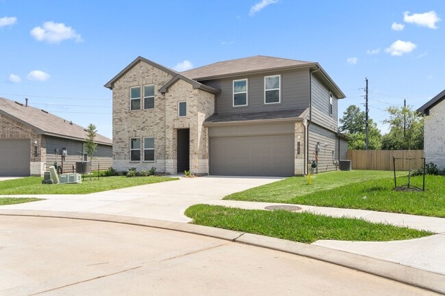 Building Photo - 16727 Hemlock Frst Ln