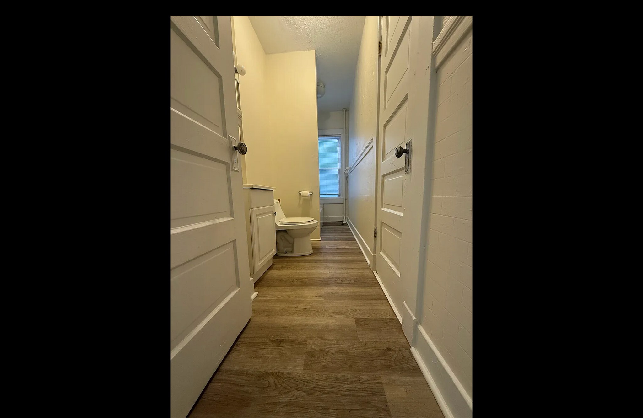 Building Photo - 27 Forest St