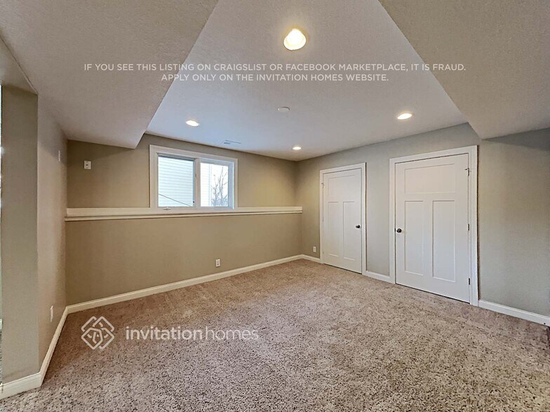 Building Photo - 1009 Hilloway Cir